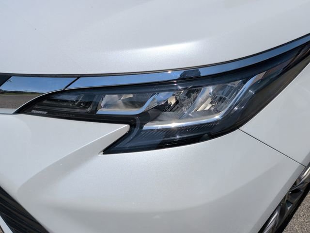 Used 2023 Toyota Sienna XLE FWD image 11