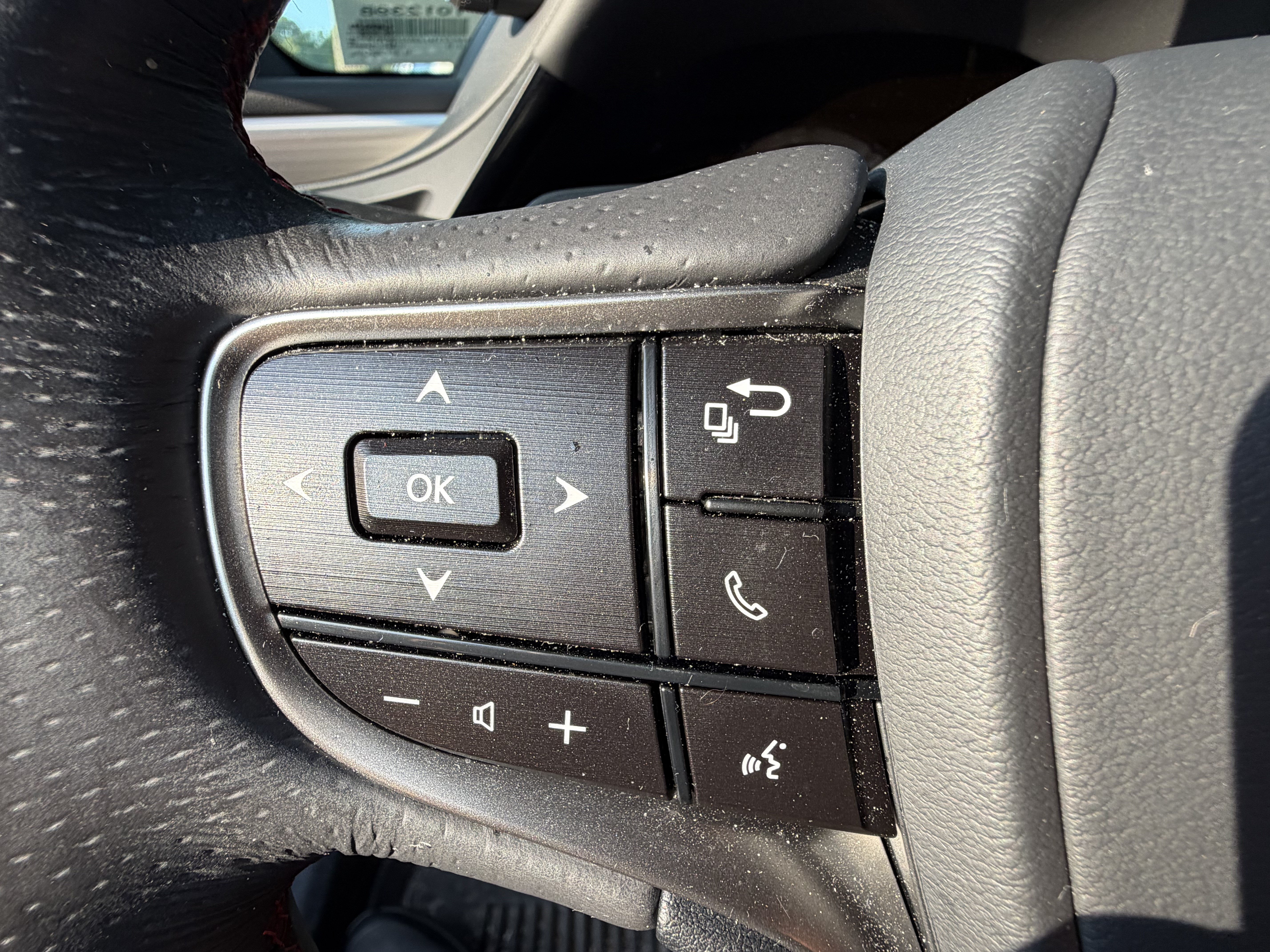 Certified 2025 Lexus ES 350 F Sport FWD image 19