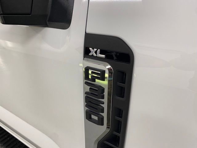 New 2024 Ford F350 XL w/ XL Chrome Package image 6