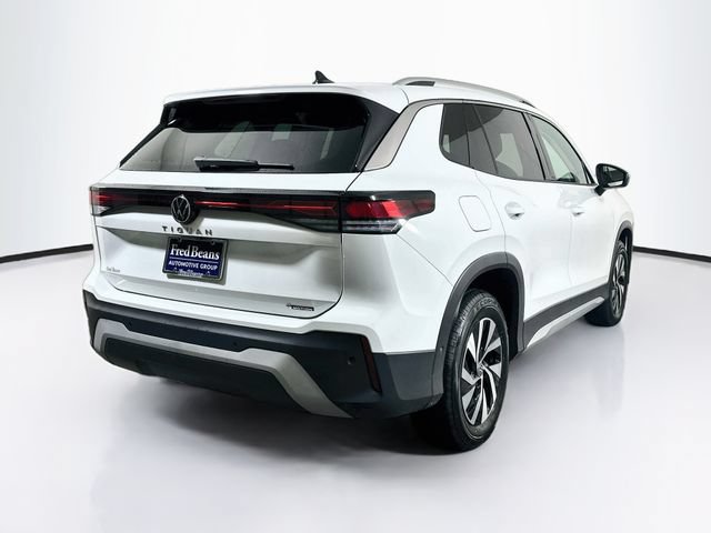Certified 2025 Volkswagen Tiguan S AWD/4WD image 8