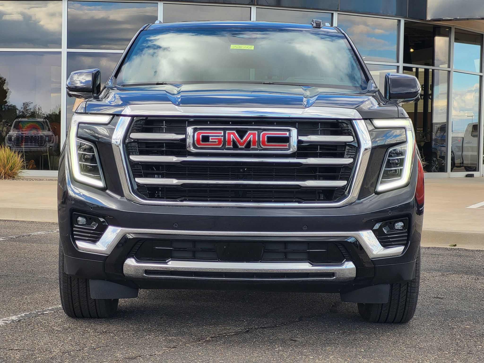 New 2026 GMC Yukon Elevation w/ Elevation Premium Package AWD/4WD image 3
