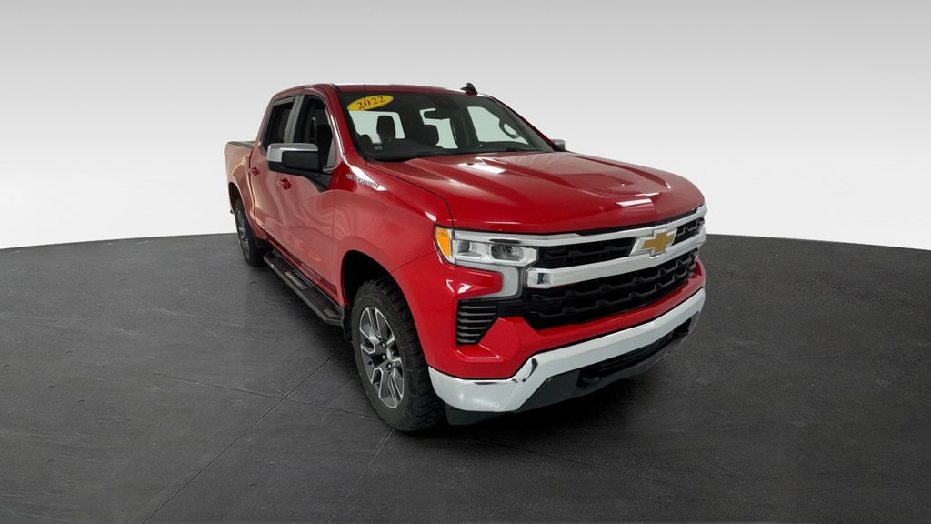 Used 2022 Chevrolet Silverado 1500 LT AWD/4WD image 1