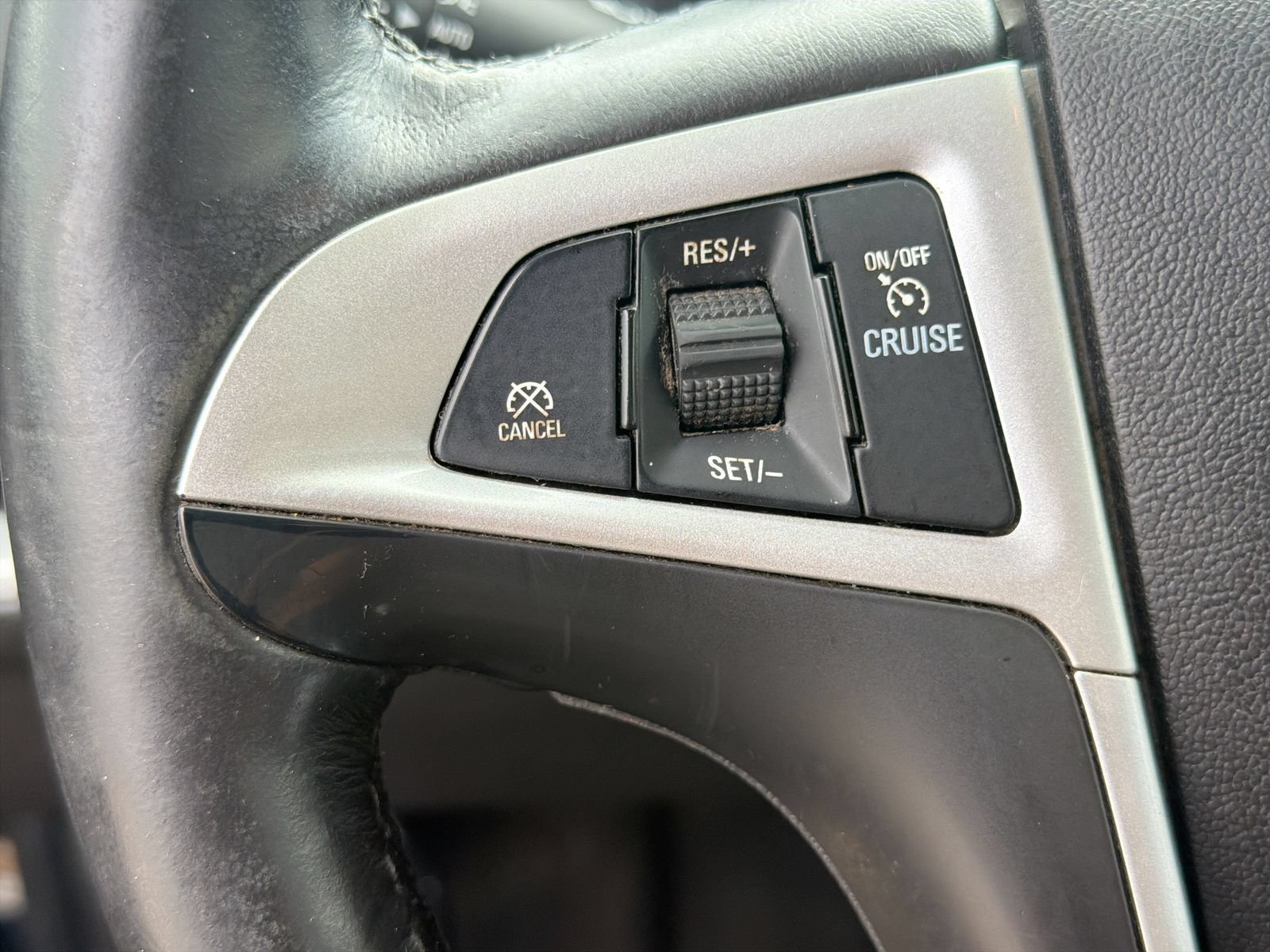 Used 2017 Chevrolet Equinox LT w/ Convenience Package FWD image 24