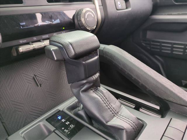 Used 2024 Toyota Tacoma SR RWD image 12