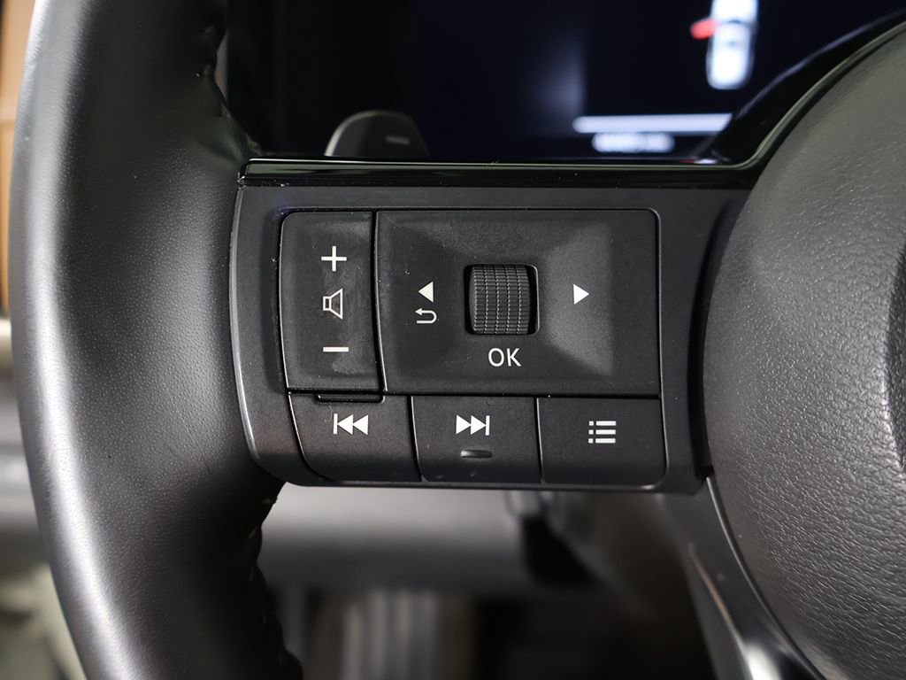 Used 2023 Nissan Pathfinder Platinum AWD/4WD image 50
