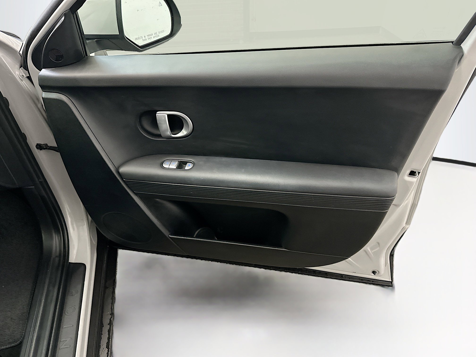 Used 2024 Hyundai Ioniq 5 SEL image 33