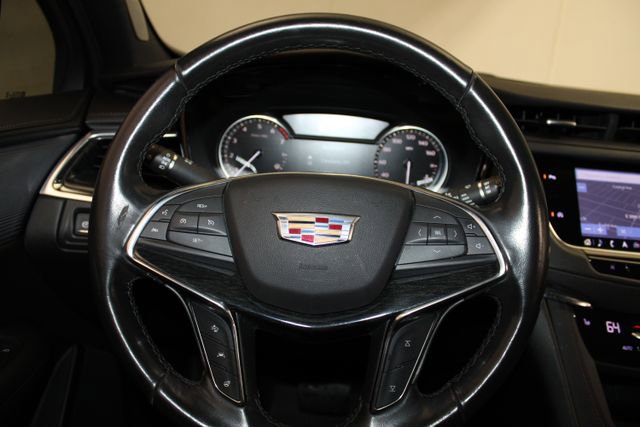 Used 2020 Cadillac XT5 Premium Luxury w/ LPO, Floor Liner Package AWD/4WD image 16