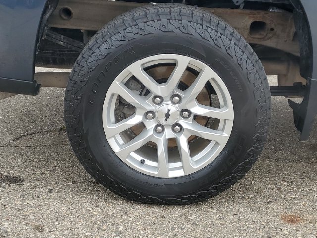 Used 2021 Chevrolet Silverado 1500 RST AWD/4WD image 5