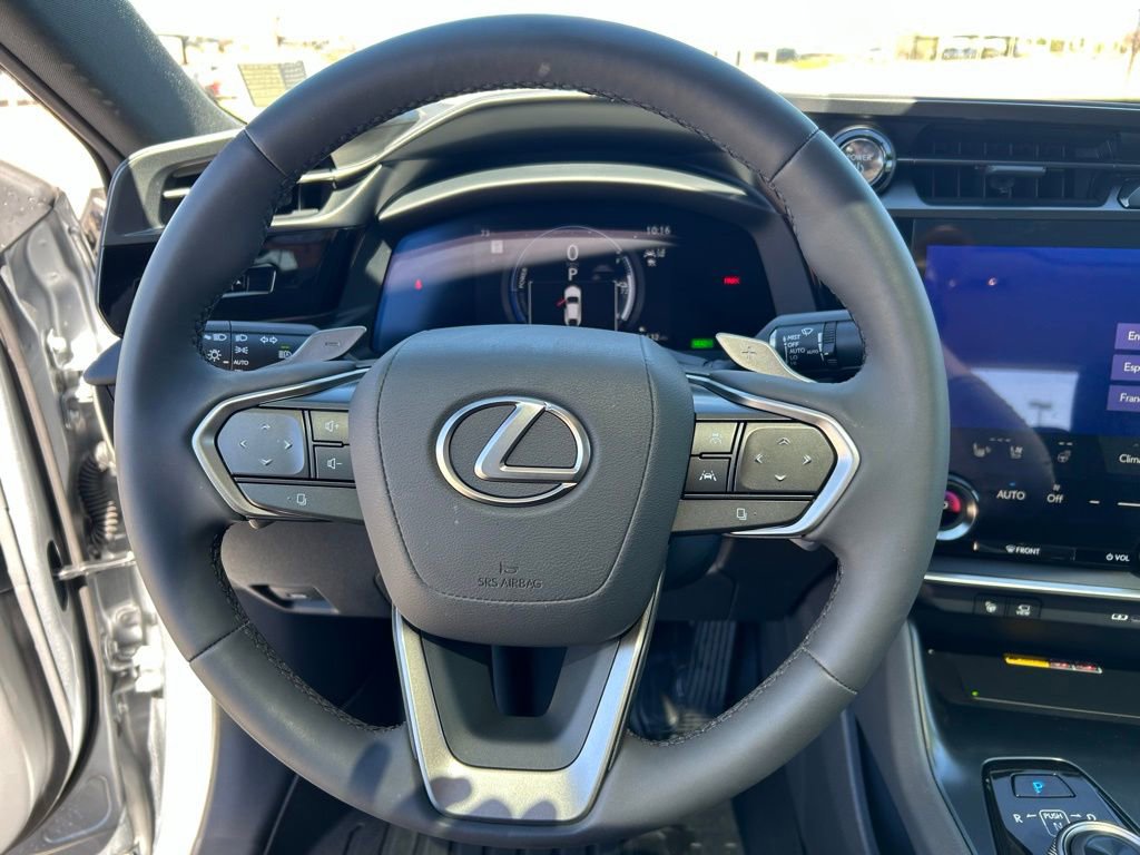 Used 2025 Lexus RZ 450e w/ Technology Package image 22
