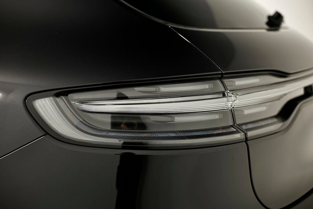 New 2026 Porsche Macan GTS AWD/4WD image 12