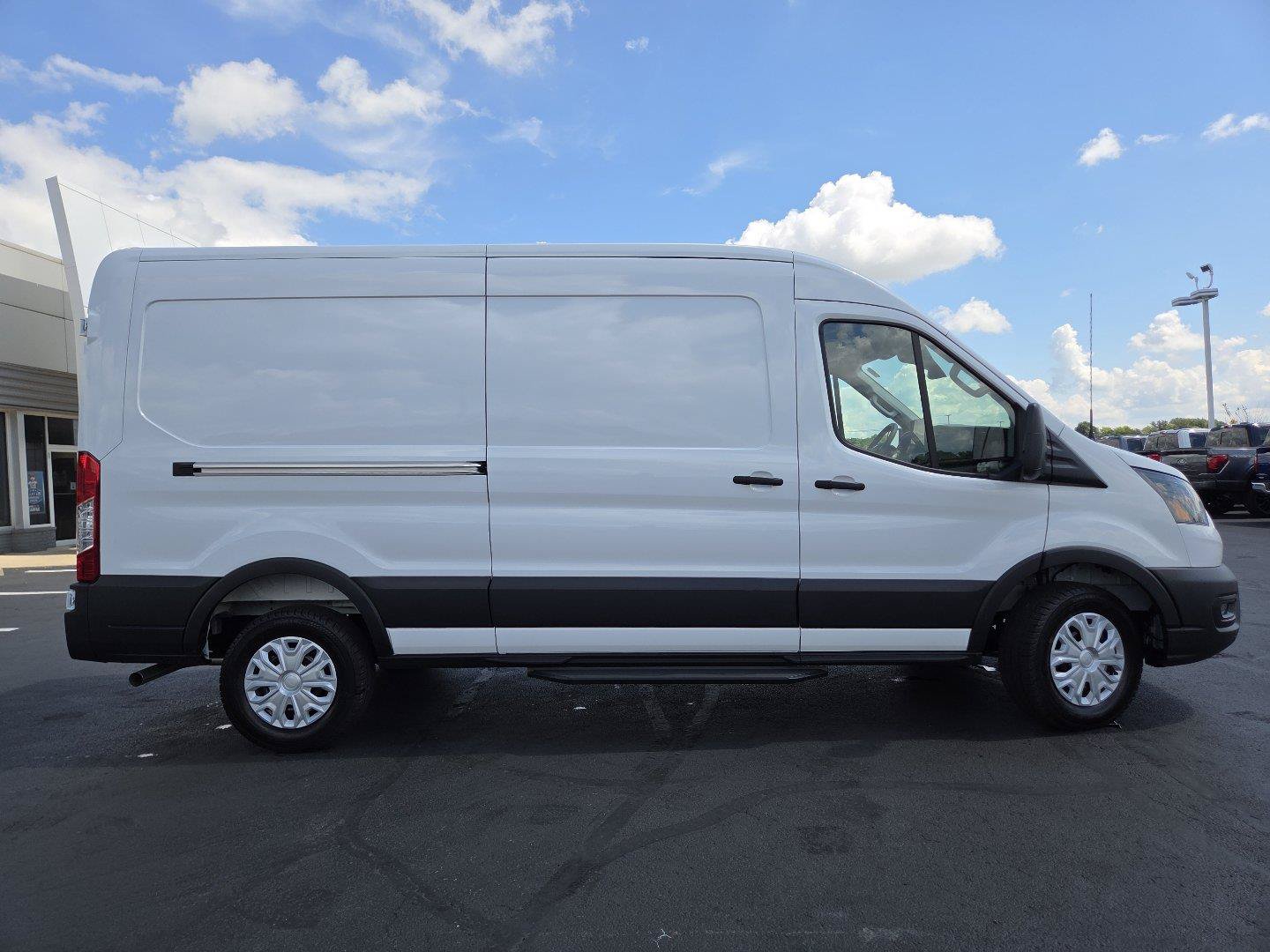 New 2026 Ford Transit 250 148 Medium Roof w/ Interior Upgrade Package RWD image 14