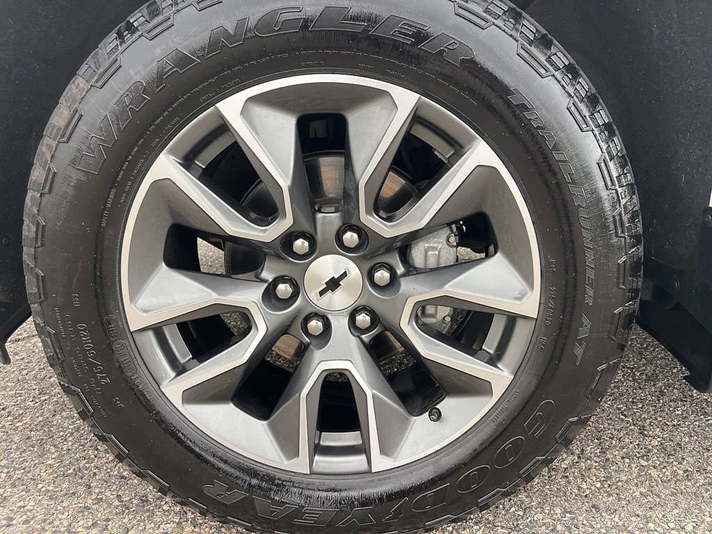 Used 2022 Chevrolet Silverado 1500 RST image 12
