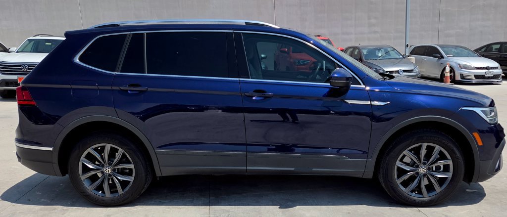 Used 2023 Volkswagen Tiguan SE FWD image 5