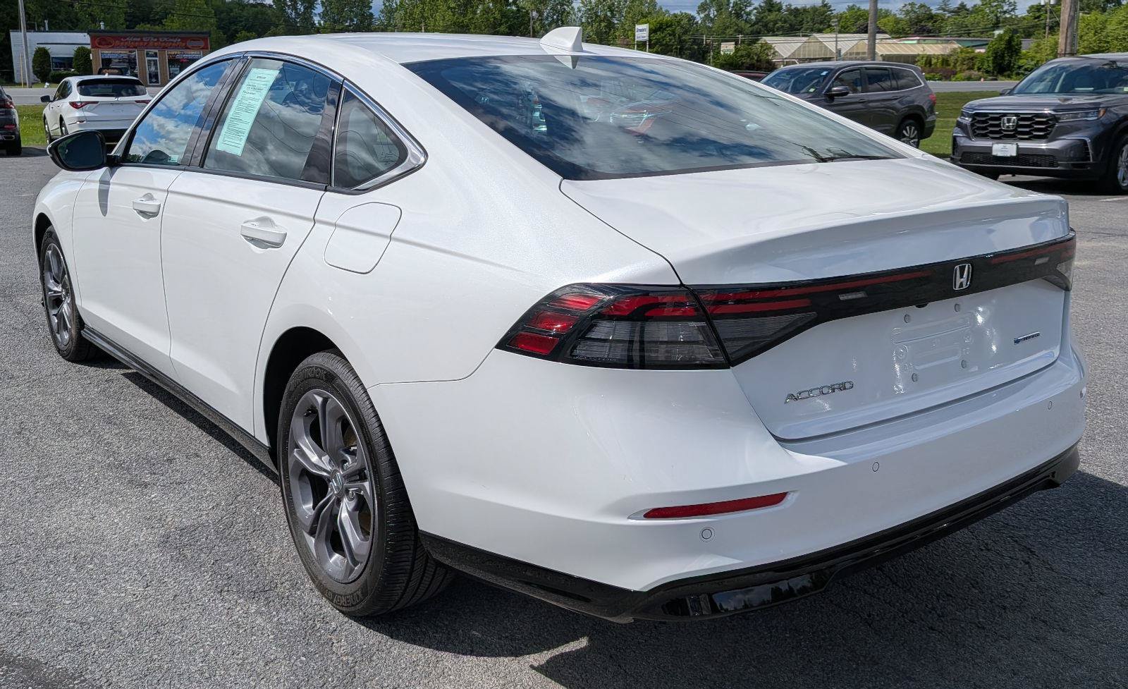 Certified 2025 Honda Accord EX-L image 8