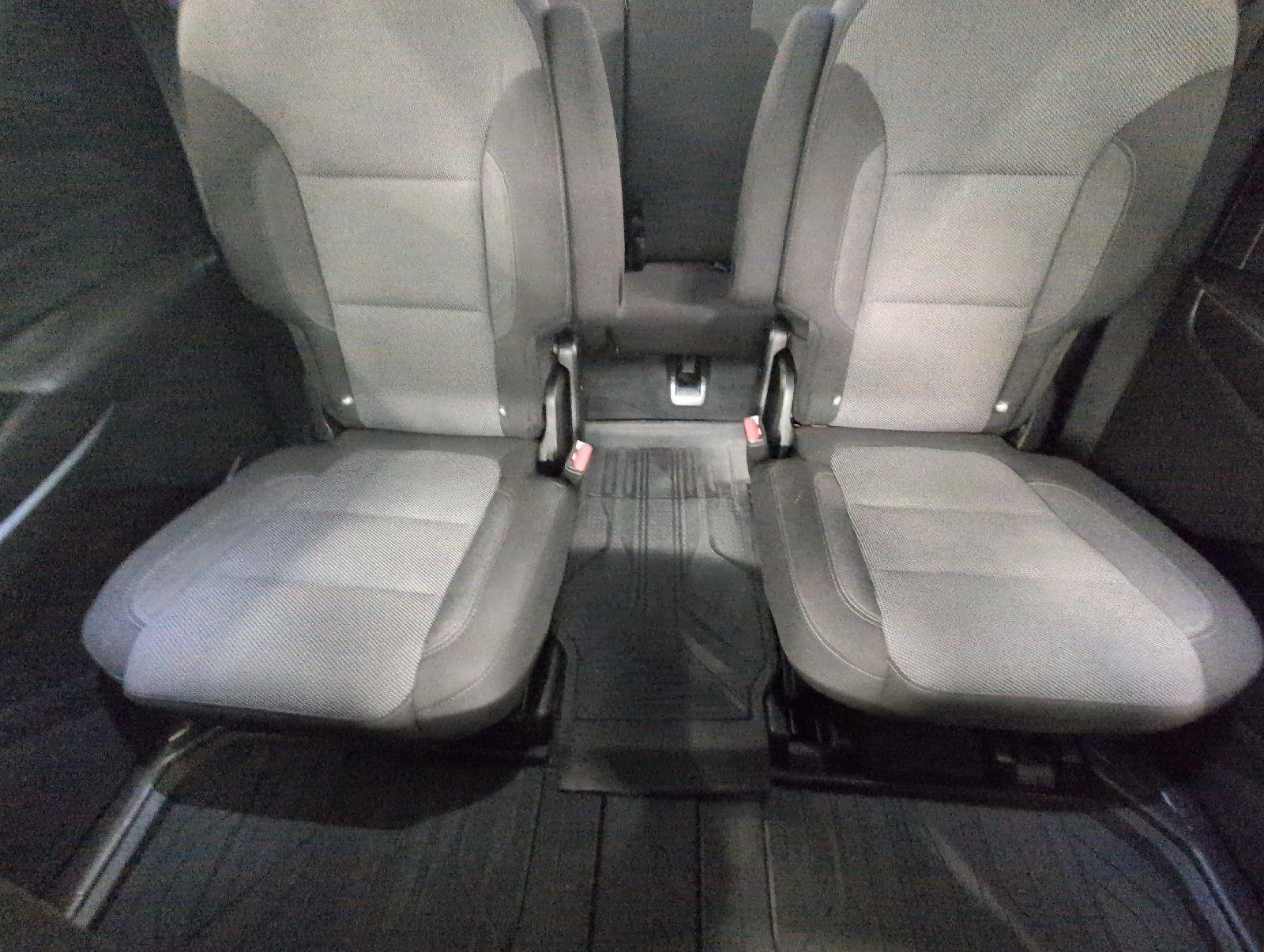 Used 2023 Chevrolet Traverse LT w/ LPO, Floor Liner Package AWD/4WD image 25