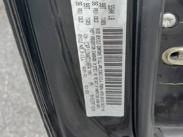 Used 2019 Jeep Cherokee Latitude w/ Popular Appearance Group FWD image 34