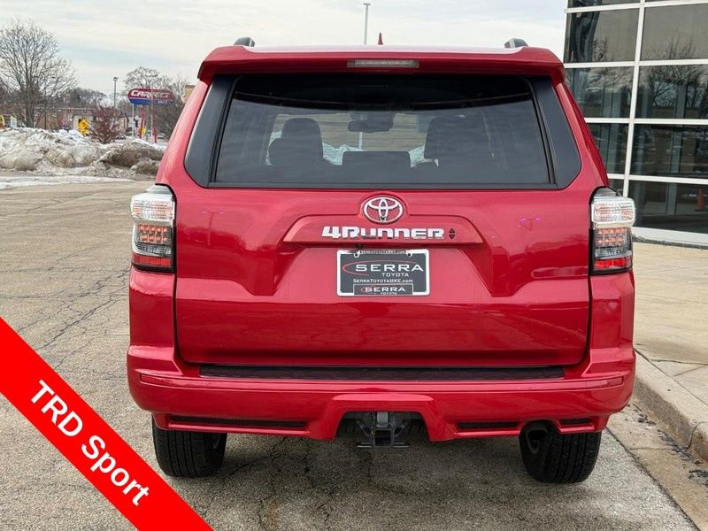 Used 2024 Toyota 4Runner TRD Sport AWD/4WD image 4