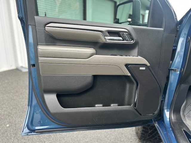 Used 2024 Chevrolet Silverado 2500 ZR2 w/ Technology Package image 20