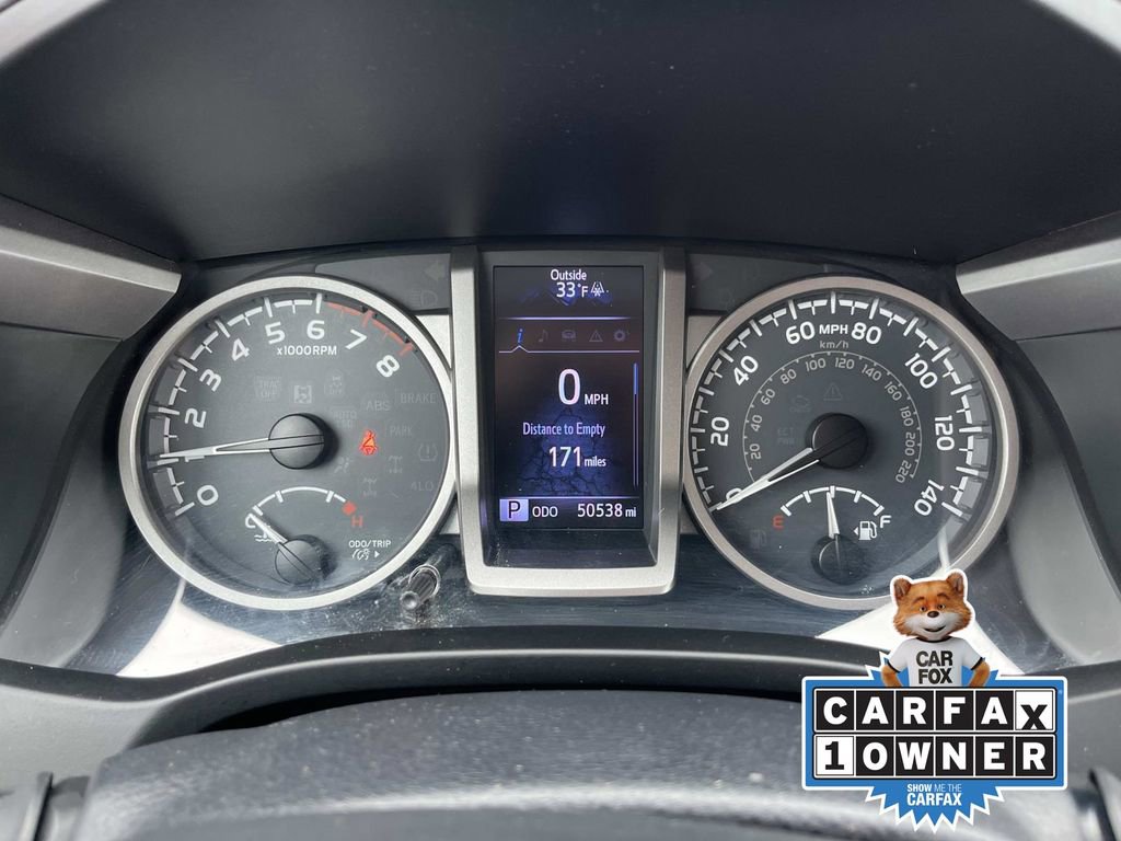 Used 2017 Toyota Tacoma SR5 w/ Tow Package image 32