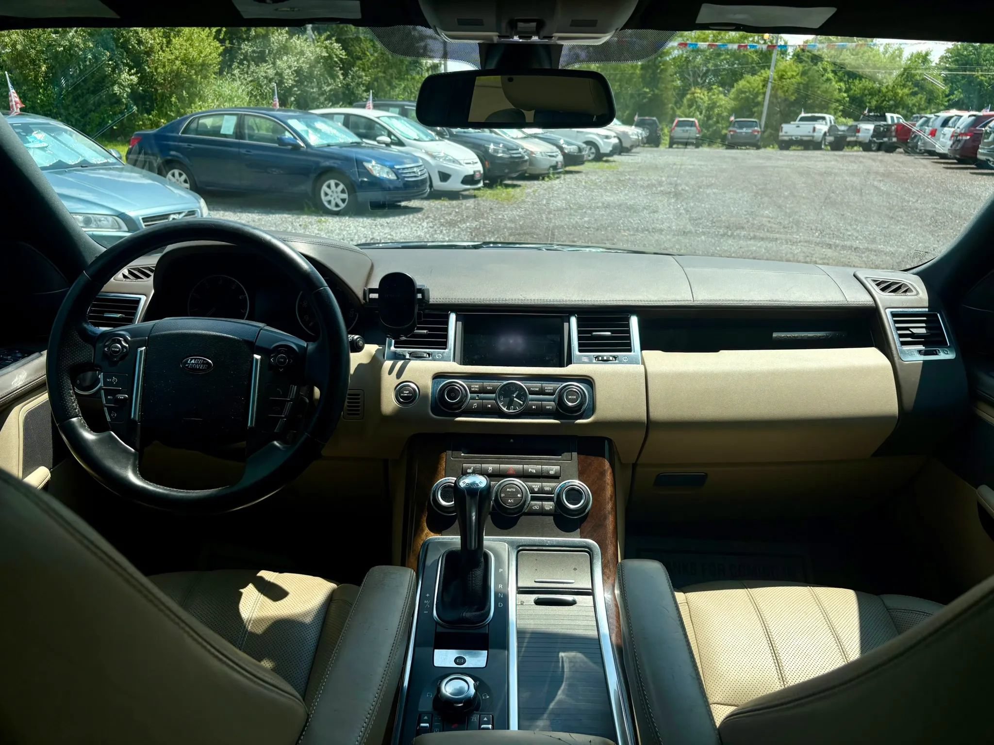 Used 2011 Land Rover Range Rover Sport HSE LUX AWD/4WD image 29