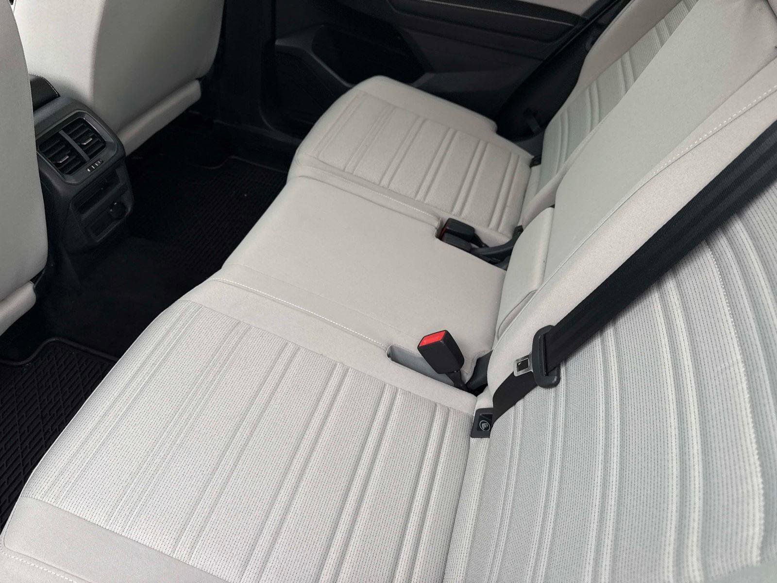 Used 2024 Volkswagen Tiguan S image 14