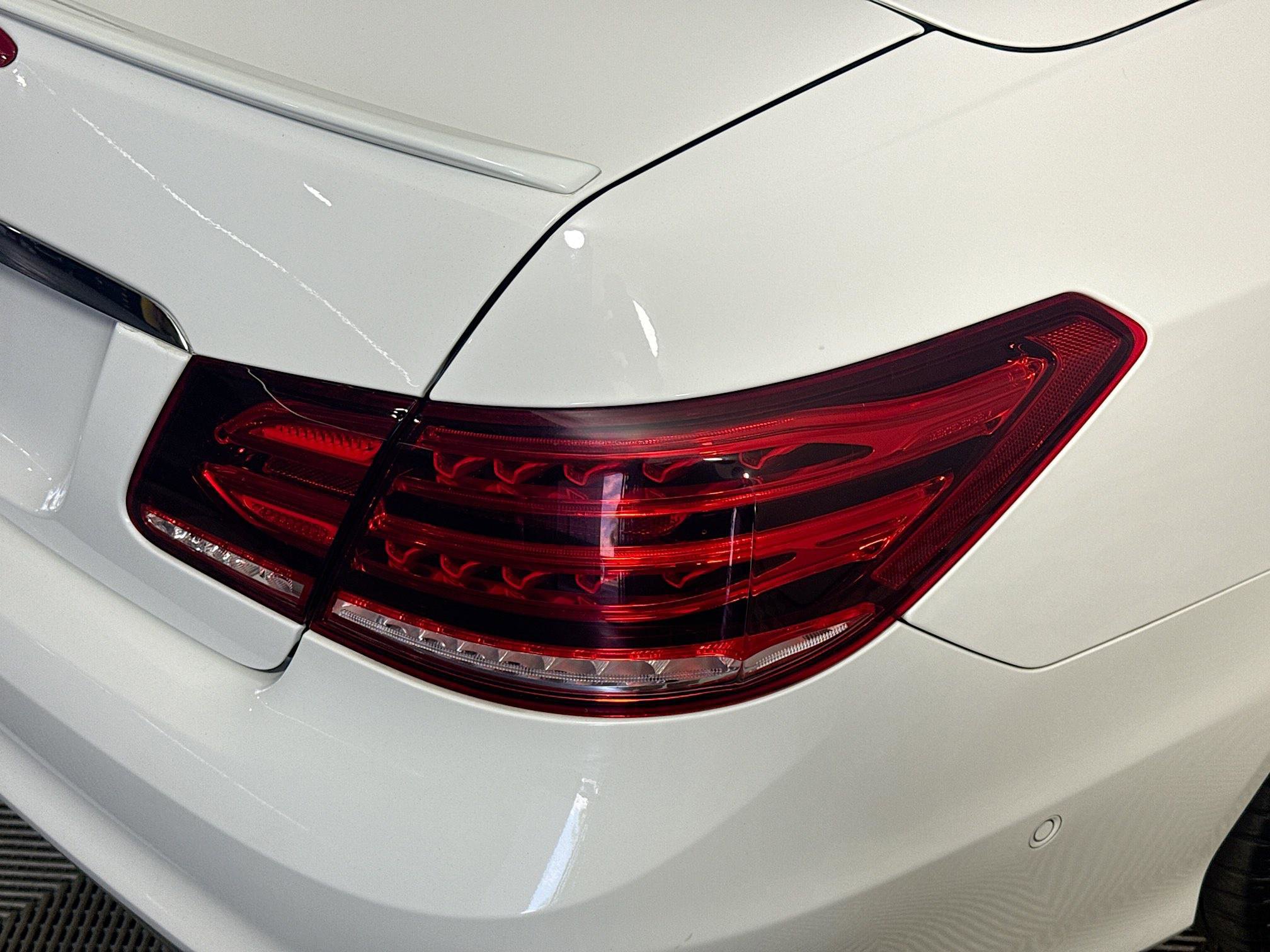 Used 2017 Mercedes-Benz E 400 Cabriolet image 32