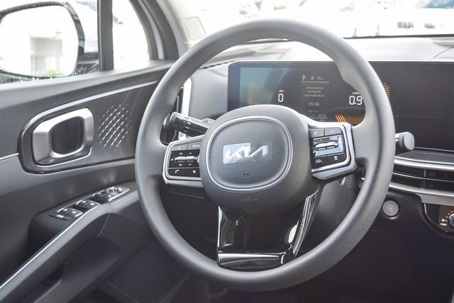 New 2024 Kia Sorento LX FWD image 17