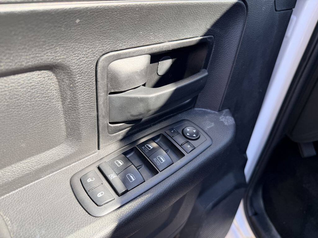Used 2017 RAM 1500 Tradesman w/ Popular Equipment Group AWD/4WD image 7