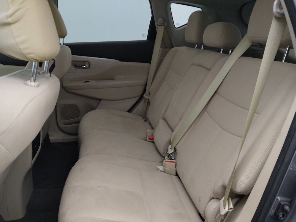 Used 2016 Nissan Murano S FWD image 18