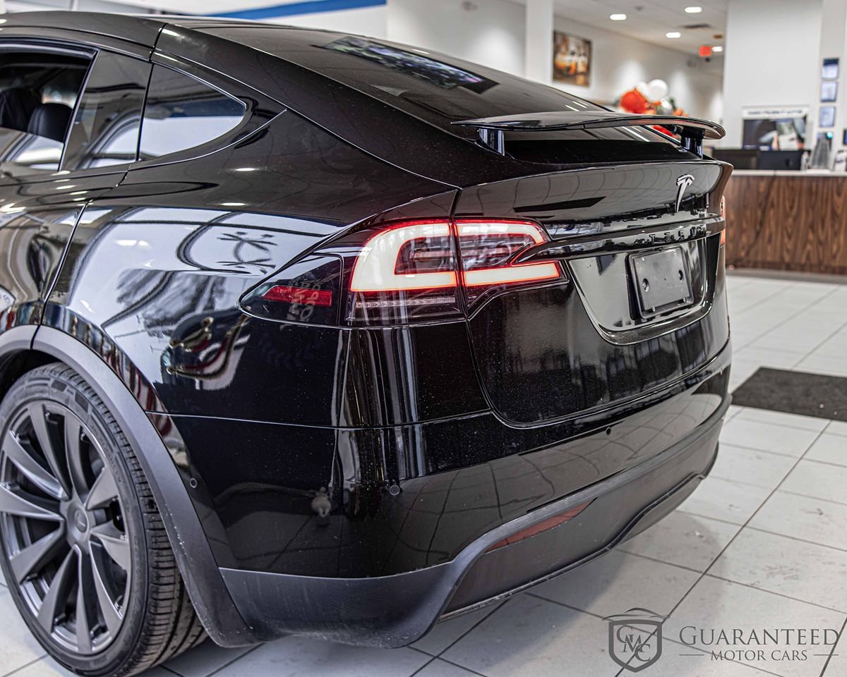 Used 2022 Tesla Model X image 16
