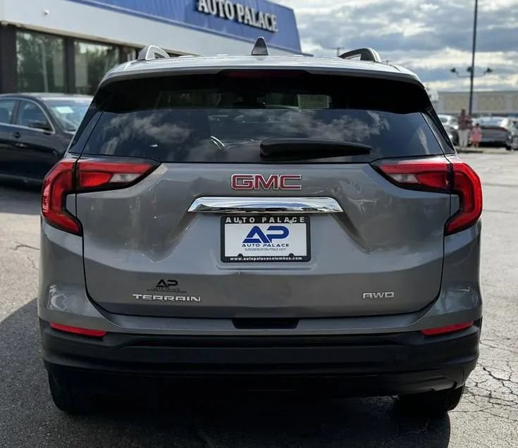 Used 2021 GMC Terrain SLE w/ Driver Convenience Package AWD/4WD image 5