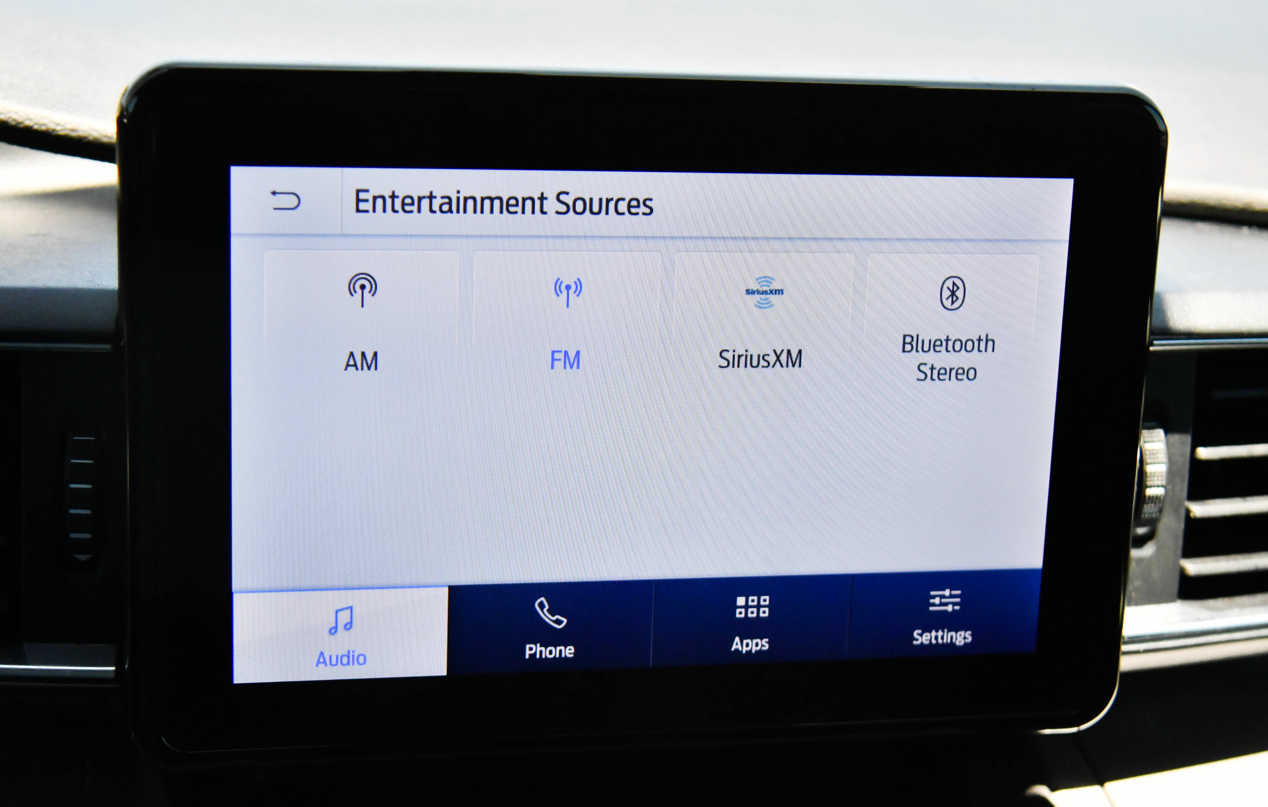 Used 2023 Ford Explorer XLT w/ Equipment Group 202A RWD image 24
