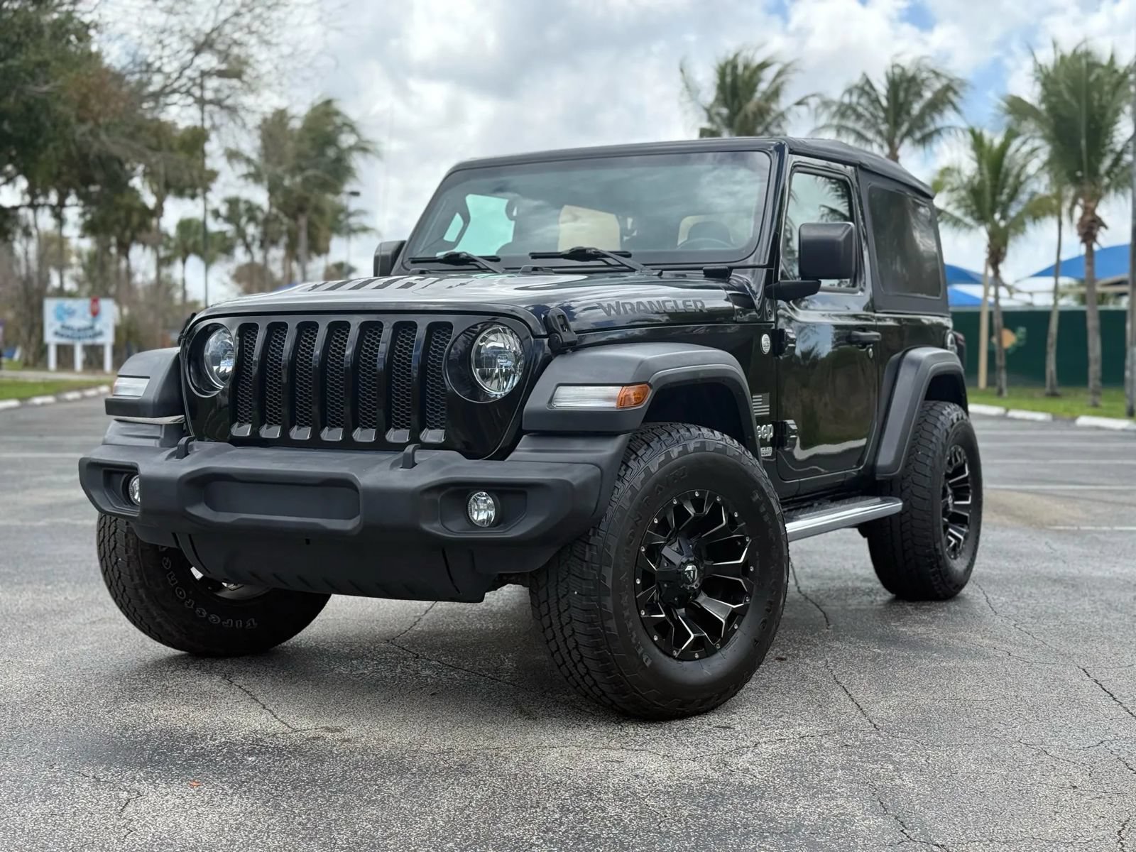 Used 2018 Jeep Wrangler Sport AWD/4WD image 1