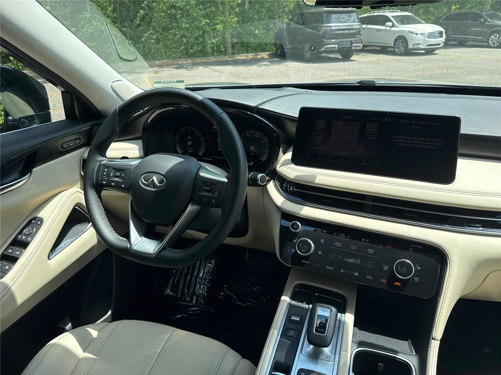 Certified 2025 INFINITI QX60 Sensory w/ Vision Package AWD/4WD image 14