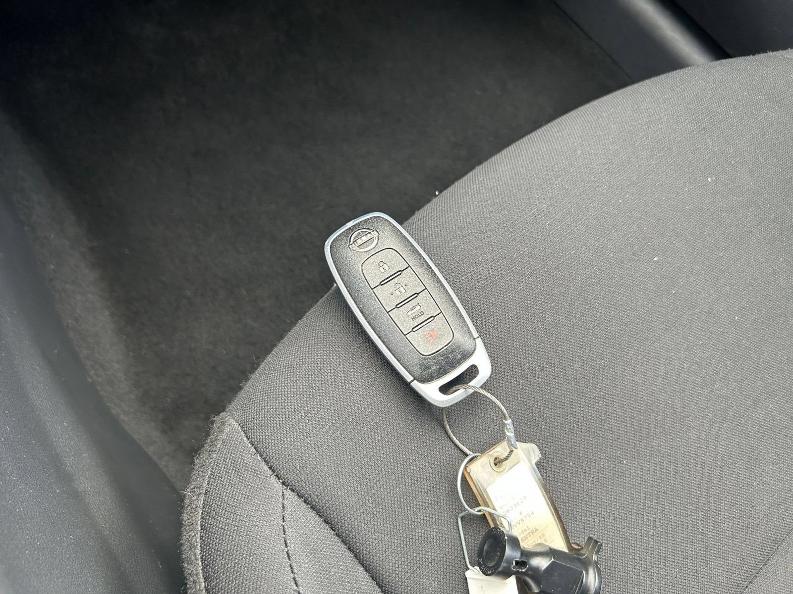 Used 2025 Nissan Sentra S FWD image 15