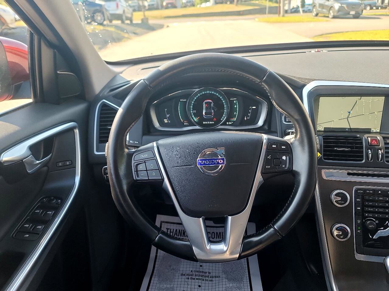 Used 2016 Volvo XC60 T5 Premier image 15
