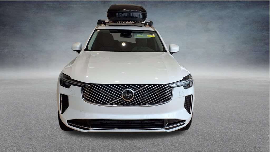 New 2026 Volvo XC90 B6 Plus w/ Protection Package AWD/4WD image 2