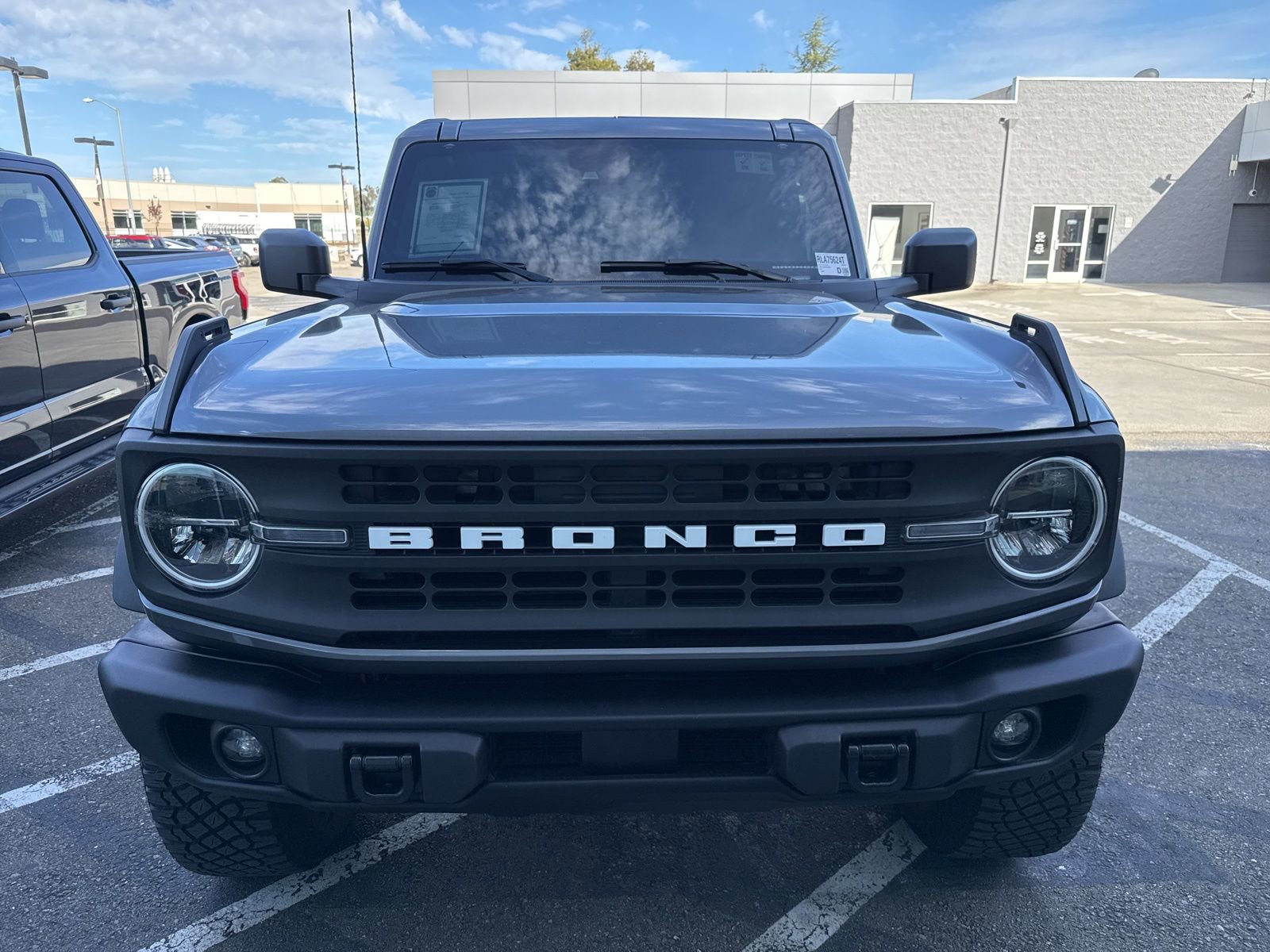 Used 2024 Ford Bronco Black Diamond image 8
