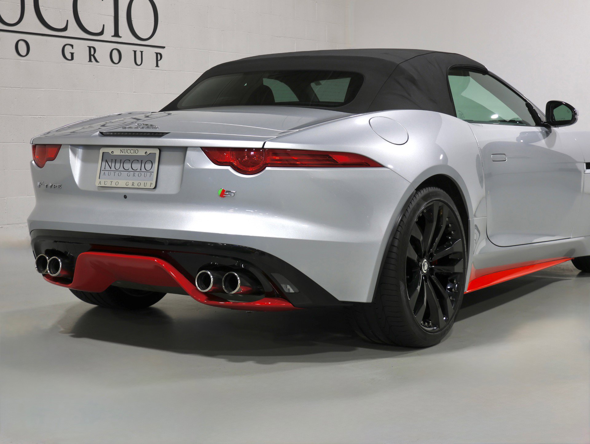 Used 2014 Jaguar F-TYPE S image 44