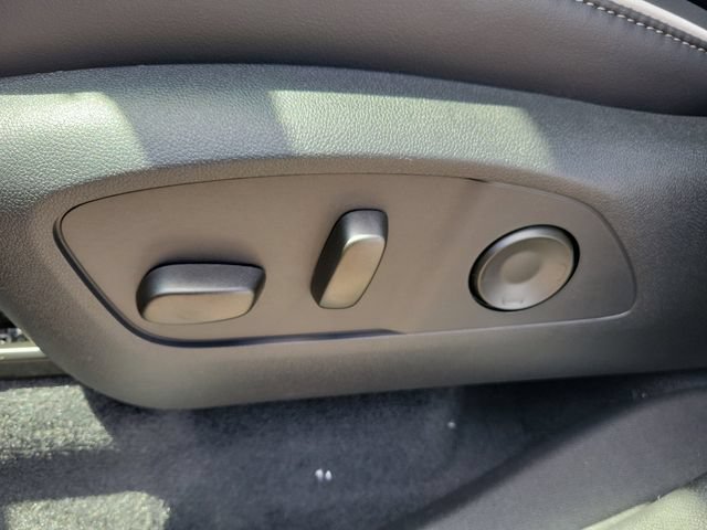 New 2026 Buick Enclave Sport Touring w/ Power Package FWD image 17