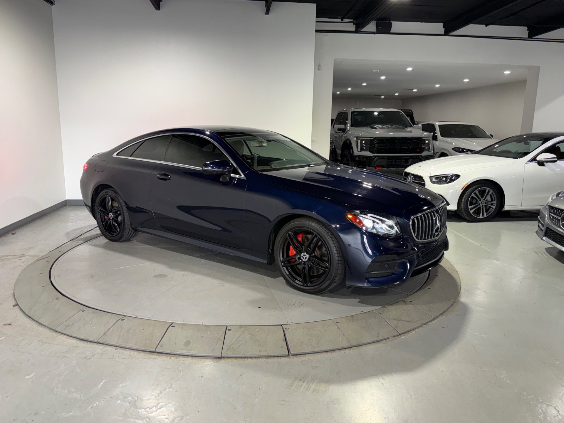 Used 2018 Mercedes-Benz E 400 4MATIC Coupe image 10