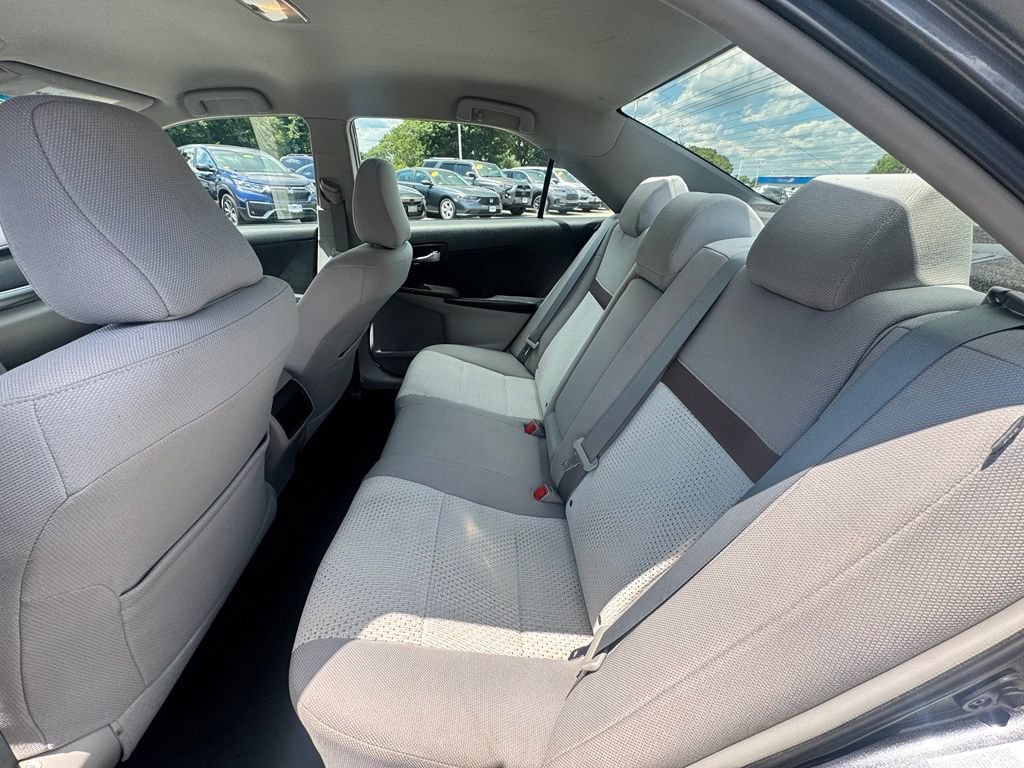 Used 2012 Toyota Camry LE FWD image 24