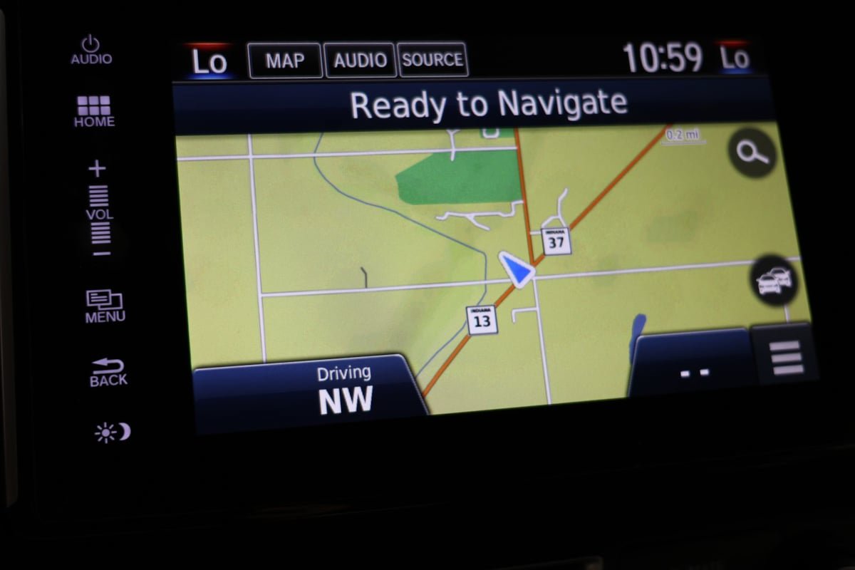 Used 2018 Honda Clarity Touring image 8