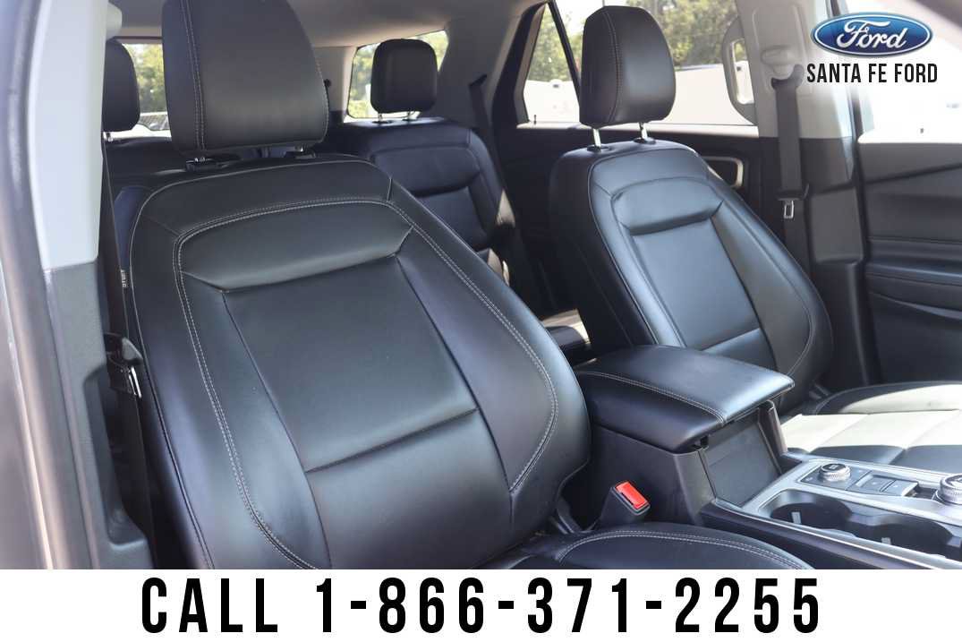 New 2024 Ford Explorer XLT w/ Equipment Group 202A AWD/4WD image 37