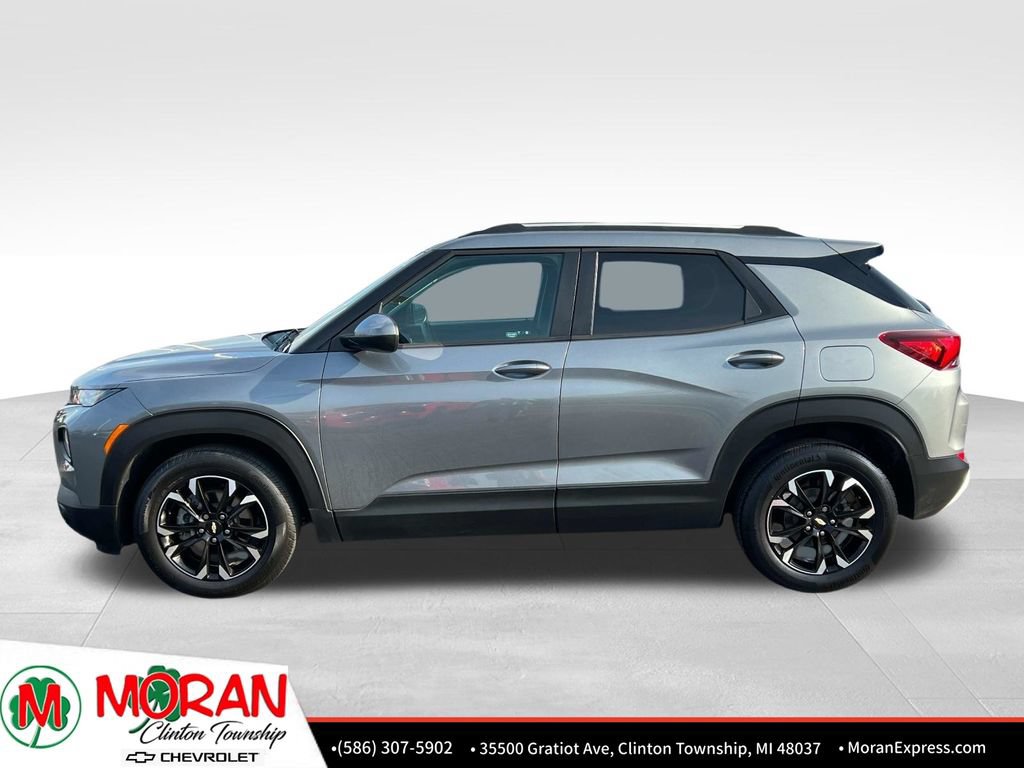Used 2021 Chevrolet TrailBlazer LT w/ Convenience Package FWD image 3