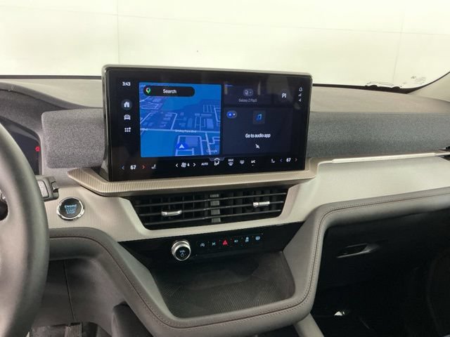 Used 2026 Ford Explorer Active AWD/4WD image 18