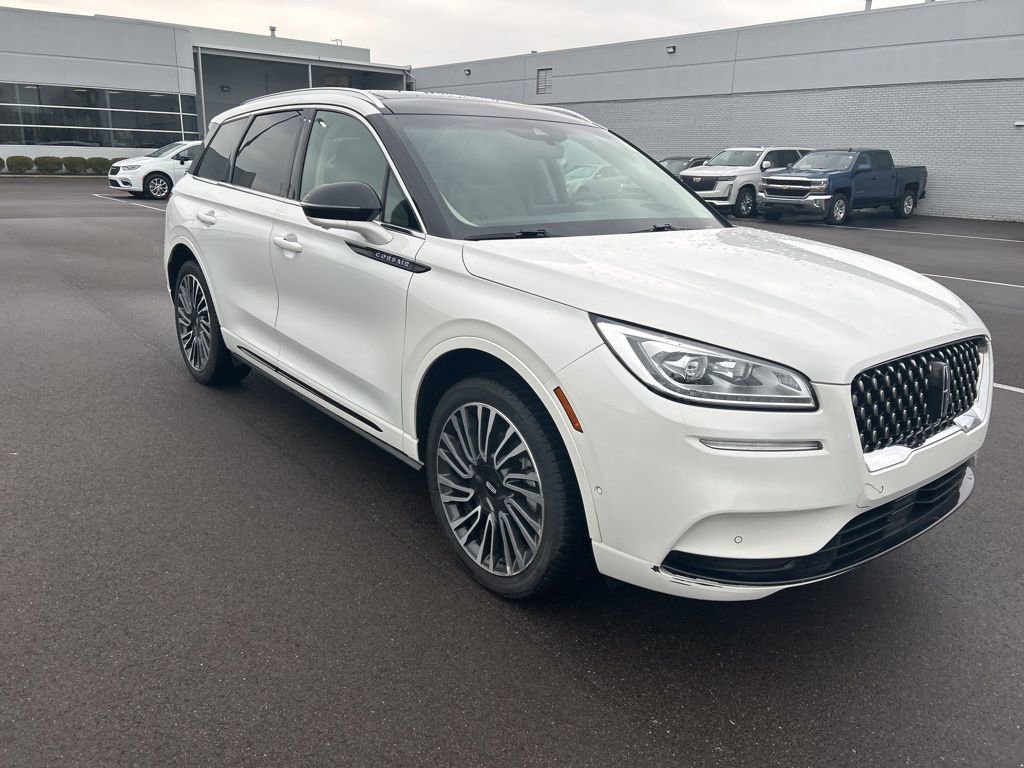 Used 2022 Lincoln Corsair Grand Touring w/ Elements Technology Bundle image 3