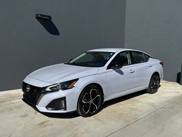 Used 2025 Nissan Altima 2.5 SR
