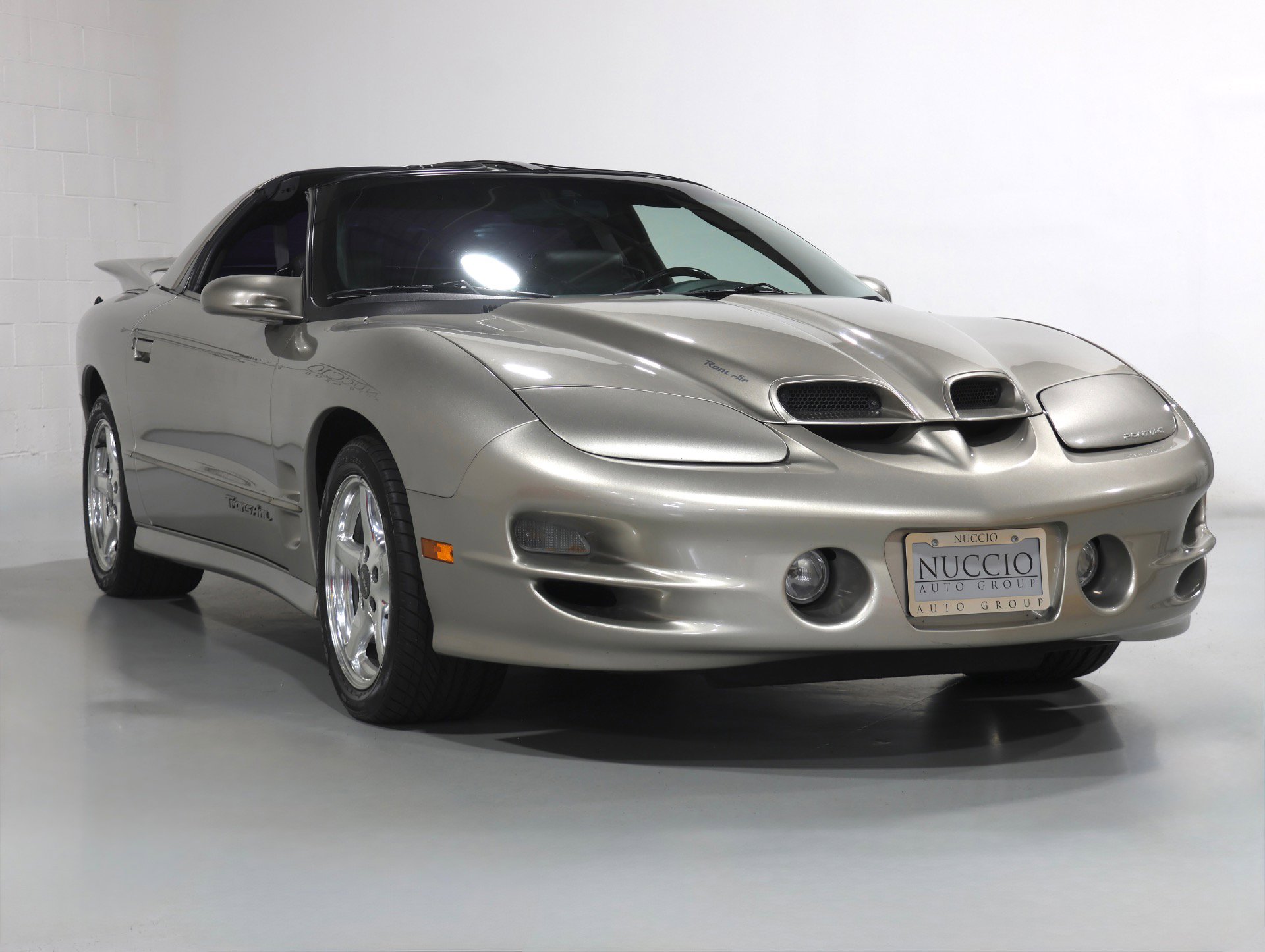 Used 2000 Pontiac Firebird Formula RWD image 45