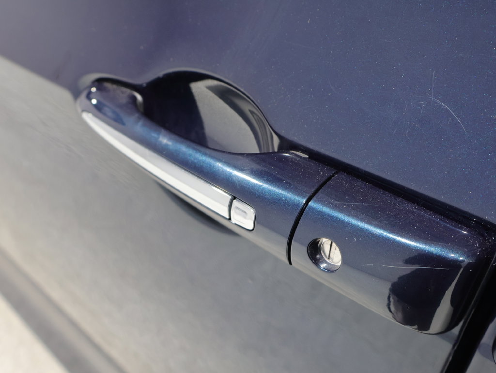 Used 2021 Chrysler Pacifica Touring-L FWD image 17